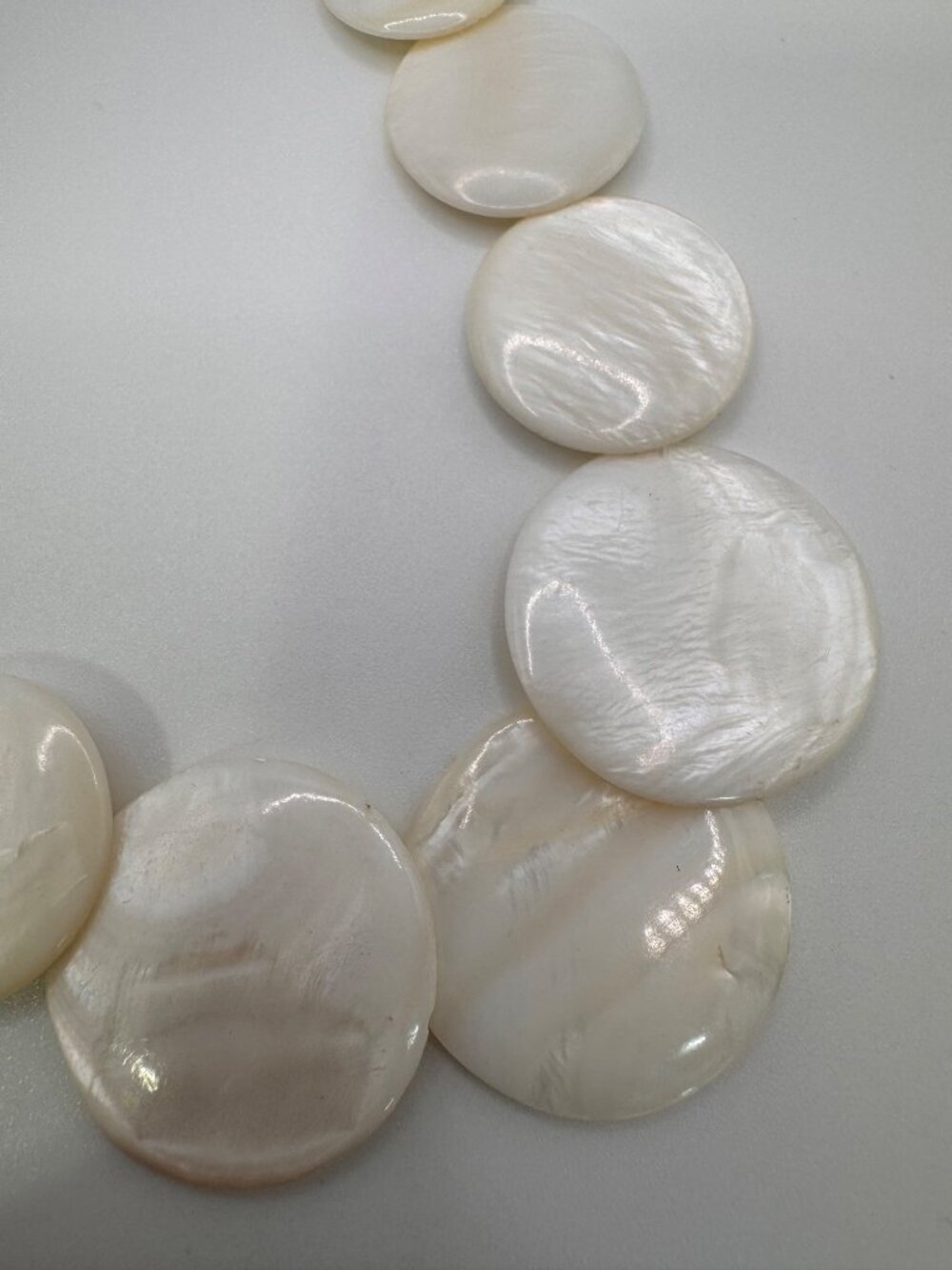 White Mother of Pearl Disc Necklace 16” Graduated Shell Statement Strand